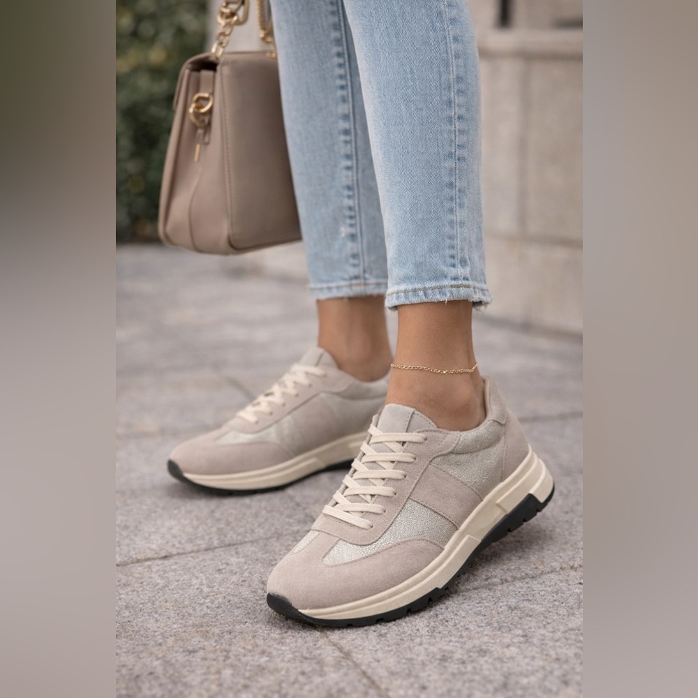 PAIGE‎ Cream and Black Women's Sneakers